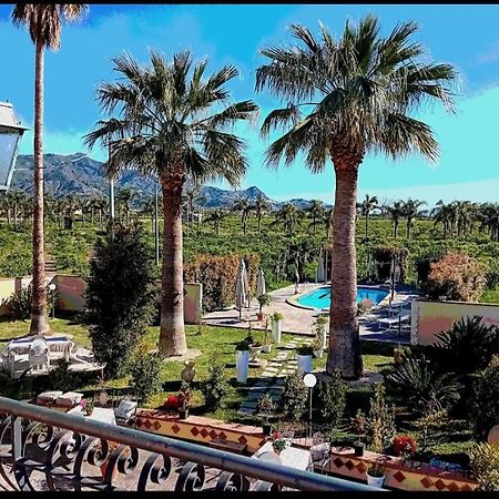 גיארדיני נאקסוס Villa Laura Apartment מראה חיצוני תמונה
