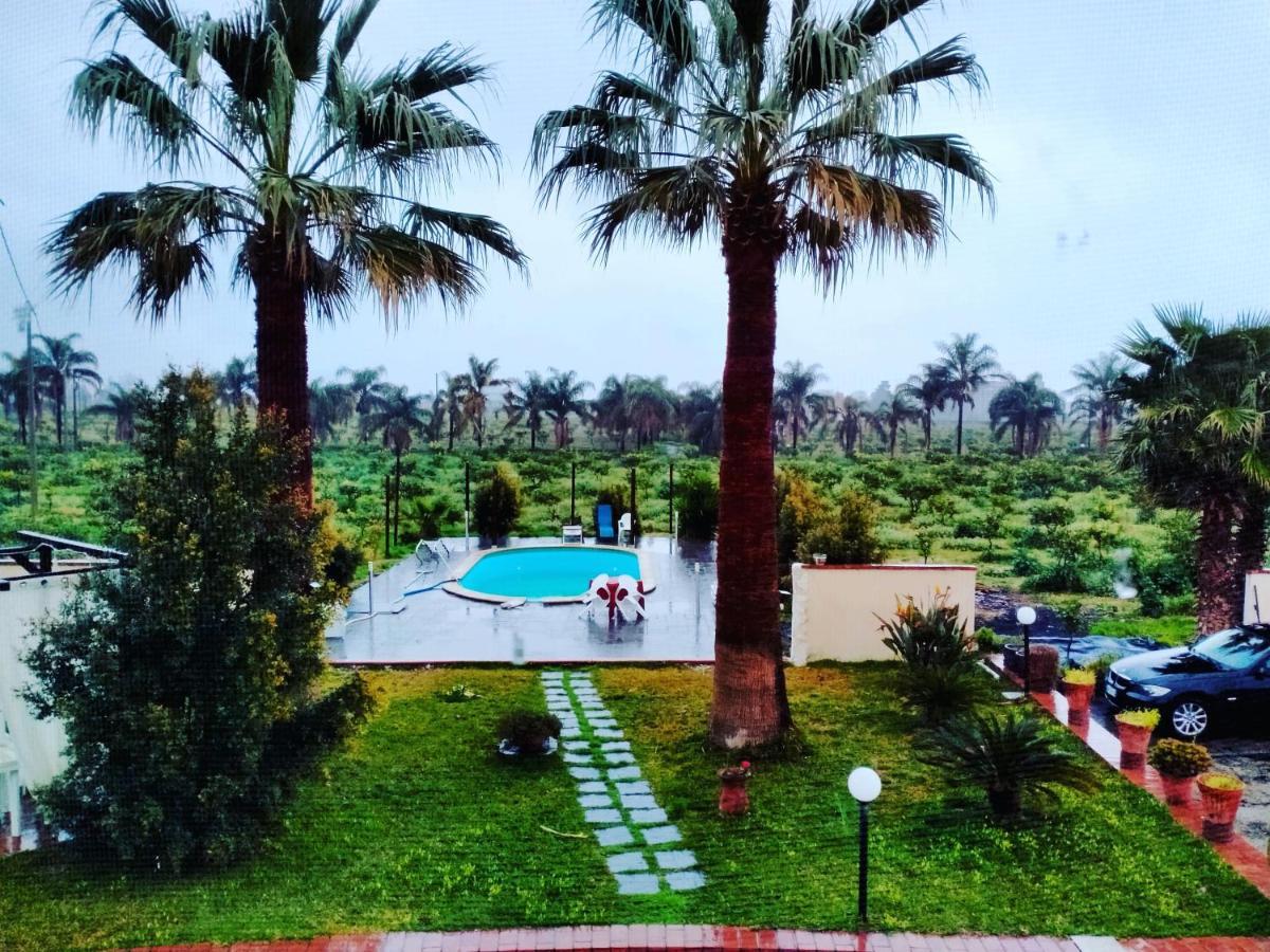 גיארדיני נאקסוס Villa Laura Apartment מראה חיצוני תמונה