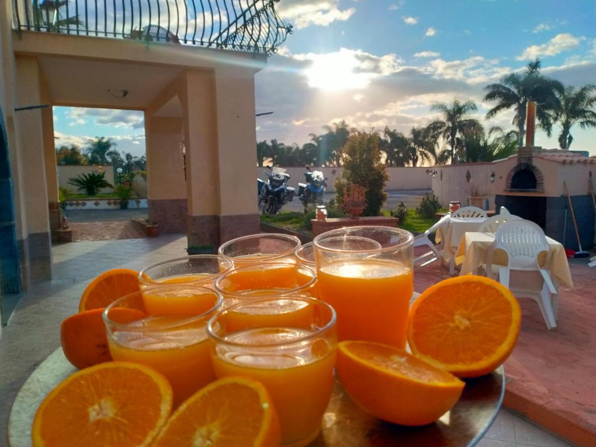 גיארדיני נאקסוס Villa Laura Apartment מראה חיצוני תמונה