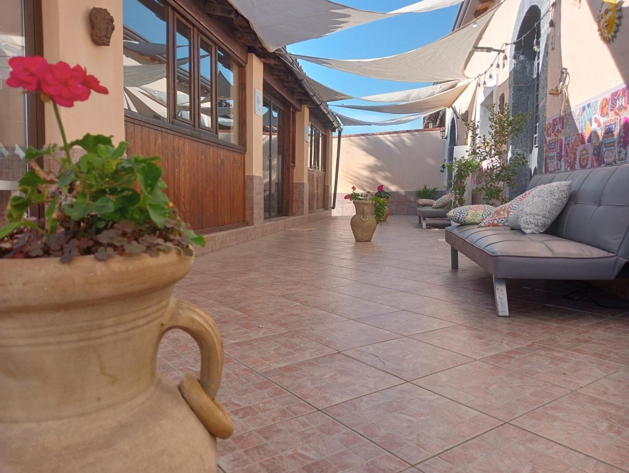 גיארדיני נאקסוס Villa Laura Apartment מראה חיצוני תמונה